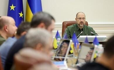 В Кабмине не подписали постановление о выезде заграницу под залог мужчинам