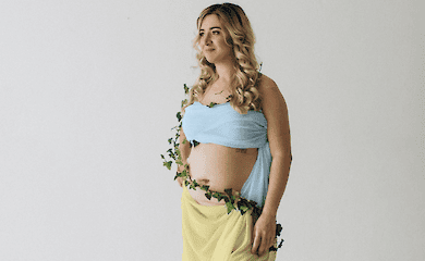 Елена, Мариуполь-Тернополь: Мне 35 лет, я из Мариуполя, у меня 5-летний сын и беременна вторым. До войны и беременности вела активный образ жизни, занималась любимыми делами, тренировалась и занималась кроссфитом. Мой муж военный и служит в Азове. Сейчас я жду рождения ребенка и возвращения мужа домой.