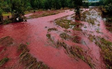В реке Ингулец покраснела вода. Почему