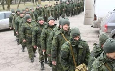 Литва відмовилася впускати росіян, які тікають від мобілізації