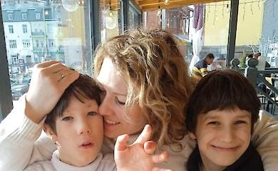 Історія мами дитини з інвалідністю про втечу від війни