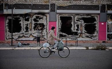 Влада повідомила, скільки людей за два місяці вивезли з небезпечних областей
