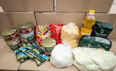 Як отримати безкоштовні продуктові набори від гуманітарного штабу Києва