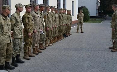 Верховная Рада отменила призыв на срочную службу во время войны