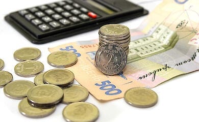 Як призначають субсидію тим, хто виїхав за кордон