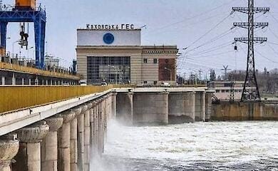 Ударом по Каховской ГЭС россияне могут прикрыть свое отступление