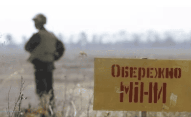 Окупанти інакше мінують південь та східні території, ніж раніше Київщину – МВС
