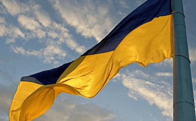 У Києві пояснили, чому приспустили головний прапор країни