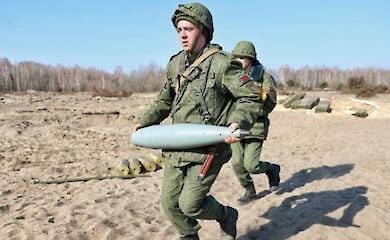 Близько 10-15 тисяч біларусів готові воювати проти України, - Генштаб ЗСУ