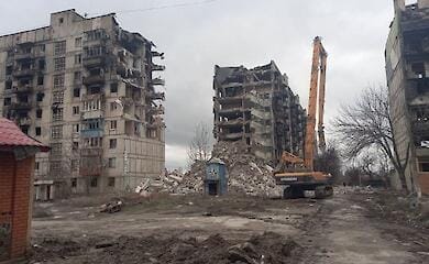 Оккупанты хотят завести во временно оккупированный Мариуполь 50 тыс. россиян