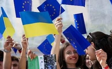 Який відсоток європейців підтримують допомогу Україні з боку ЄС