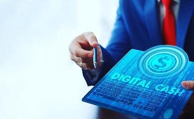 В Украине легализует электронные деньги и приравнивает счета электронных кошельков к банковским