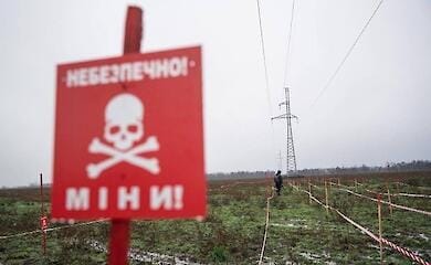 В Херсонской области двое мужчин подорвались на вражеской мине