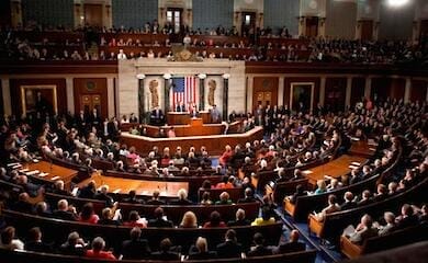 Республиканцы просят Байдена передать Украине дальнобойное оружие