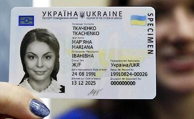 Оформить украинские документы можно теперь в Кракове 