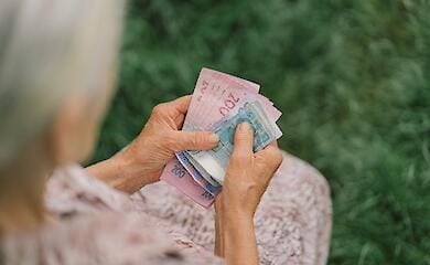Пенсионеры могут получать надбавки к пенсии