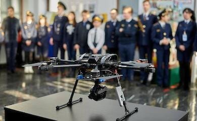 Київська дитяча залізниця зібрала гроші та купила дрон для ЗСУ
