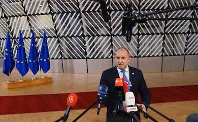 Болагрия выступила против санкций на ядерную сферу России. 