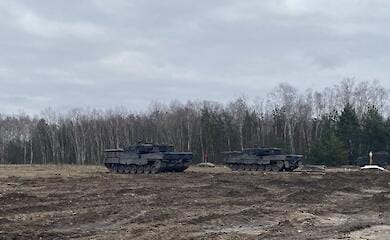 Украинские танкисты осваивают Leopard