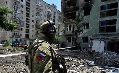 В многоэтажках Лисичанска замерзла канализация и разорвало бойлеры