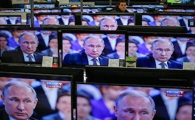 Російські пропагандисти заявили, що РФ може "поставити Польщу на коліна за годину"
