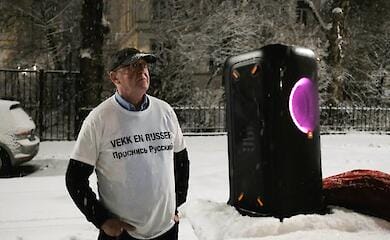 Житель Осло каждую ночь включает звук тревоги возле дома российских дипломатов. ВИДЕО