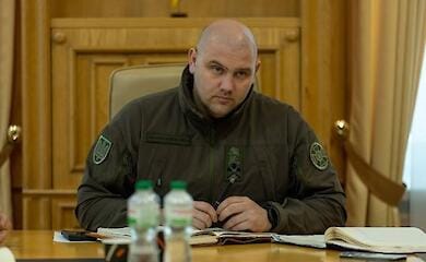 Дніпропетровська ОВА вимагає від громадян за 10 днів здати зброю, яку їм видали на початку війни