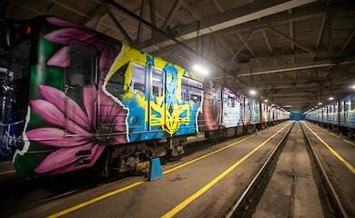 В киевском метро запустили патриотический арт-поезд