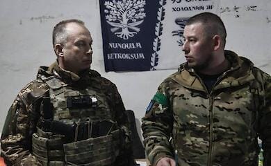 Сирський: Сили оборони не дали ворогу взяти Бахмут в оперативне оточення