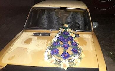 В Кривом Роге задержаны нарушители, которые вымогали вернуть долг оставив погребальный венок
