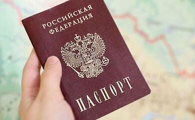 Окупанти в Мелітополі видають виплати тільки після пред'явлення російського паспорта