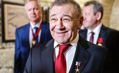 У зв'язку із санкціями, ВАКС конфіскував усі українські активи у російського олігарха Ротенберга і його сина