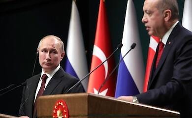 Путин и Эрдоган обсудили по телефону ситуацию в Украине