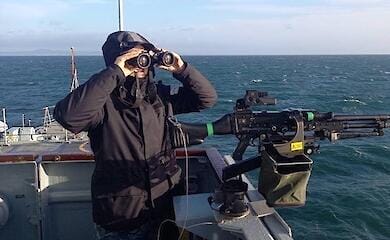 Какое количество кораблей врага находятся на боевом дежурстве в Черном море