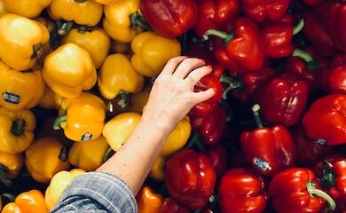 В Україні прогнозують зростання цін на популярні продукти до великодніх свят 