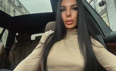 Скандальна пресофіцер ДПСУ Плантовська покинула Україну