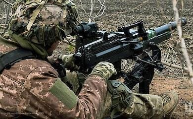 Окупанти вивозять із будівель держустанов апаратуру та меблі в Луганській області