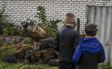 Оккупанты готовят к депортации более трех тысяч детей из Луганской области - ОВА
