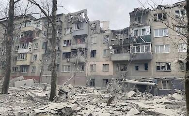 Россияне обстреляли жилой квартал в Славянске: есть погибший