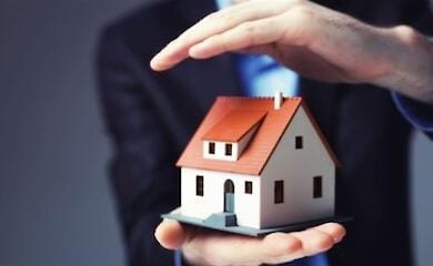 В Кабмине приняли решения не взимать задолженность за коммунальные услуги с некоторых категорий украинцев