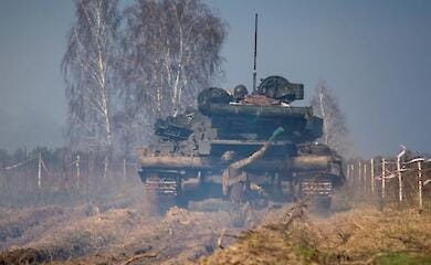 Видання "Politico" проаналізувавши ситуацію, зробили висновок, що Україна намагається ввести в оману Росію перед контрнаступом