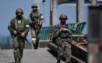 Окупанти утримують людей на фермі в Кремінній, підозрюваних у співпраці з Україною