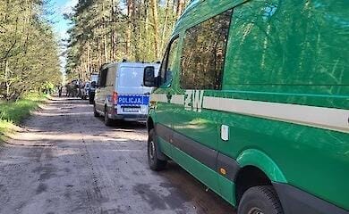 На севере Польши в лесу найдены обломки ракеты