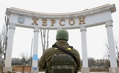 У Херсоні ввели довгу комендантську годину