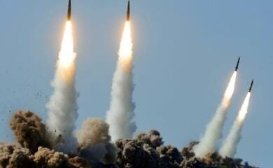 Росіяни вдарили по Харківщині: під завалами може бути людина