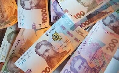 Хто з українських пенсіонерів отримає виплати у червні