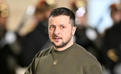 СМИ: Президент Украины Зеленский прибыл во Францию