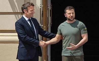 Макрон косвенно подтвердил передачу дальнобойных ракет