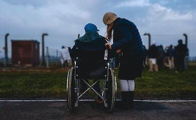 Як отримати виплати по догляду за пенсіонером