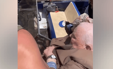 Окупанти ціляться по місцях евакуації в Херсоні. Є влучання в житловий будинок